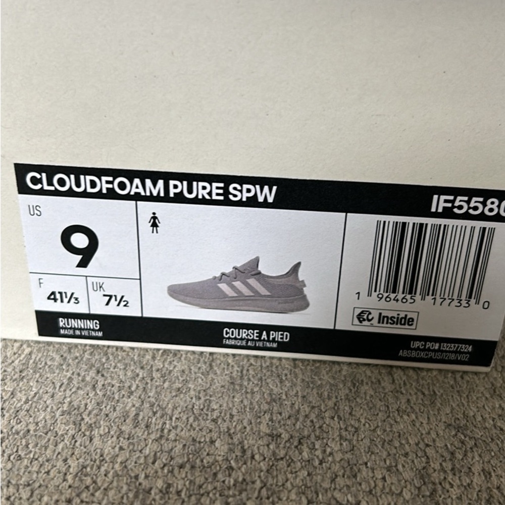 NIB women’s Adidas nine - Picture 4 of 4